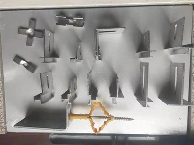 保温装饰一体板挂件